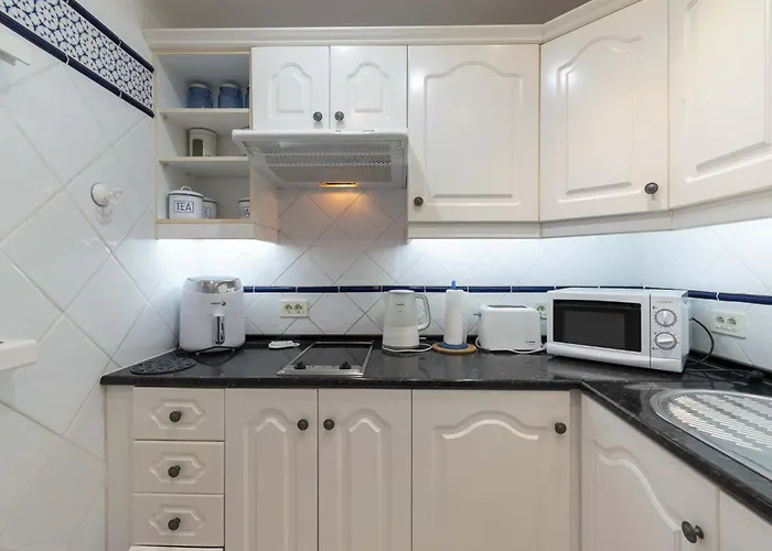 Club Atlantis 78 - One Bed Apartment